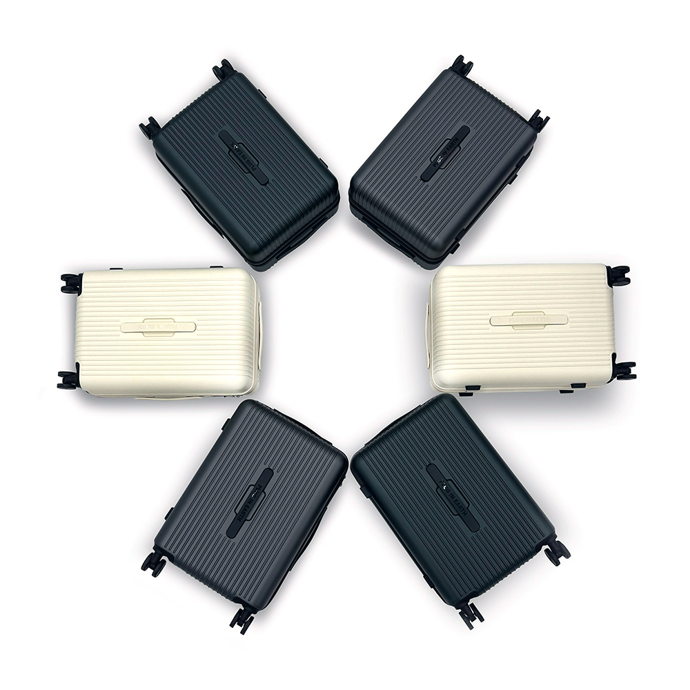 플러그인어스 폴리카보네이트 화물용 캐리어 75cm 28인치 여행가방