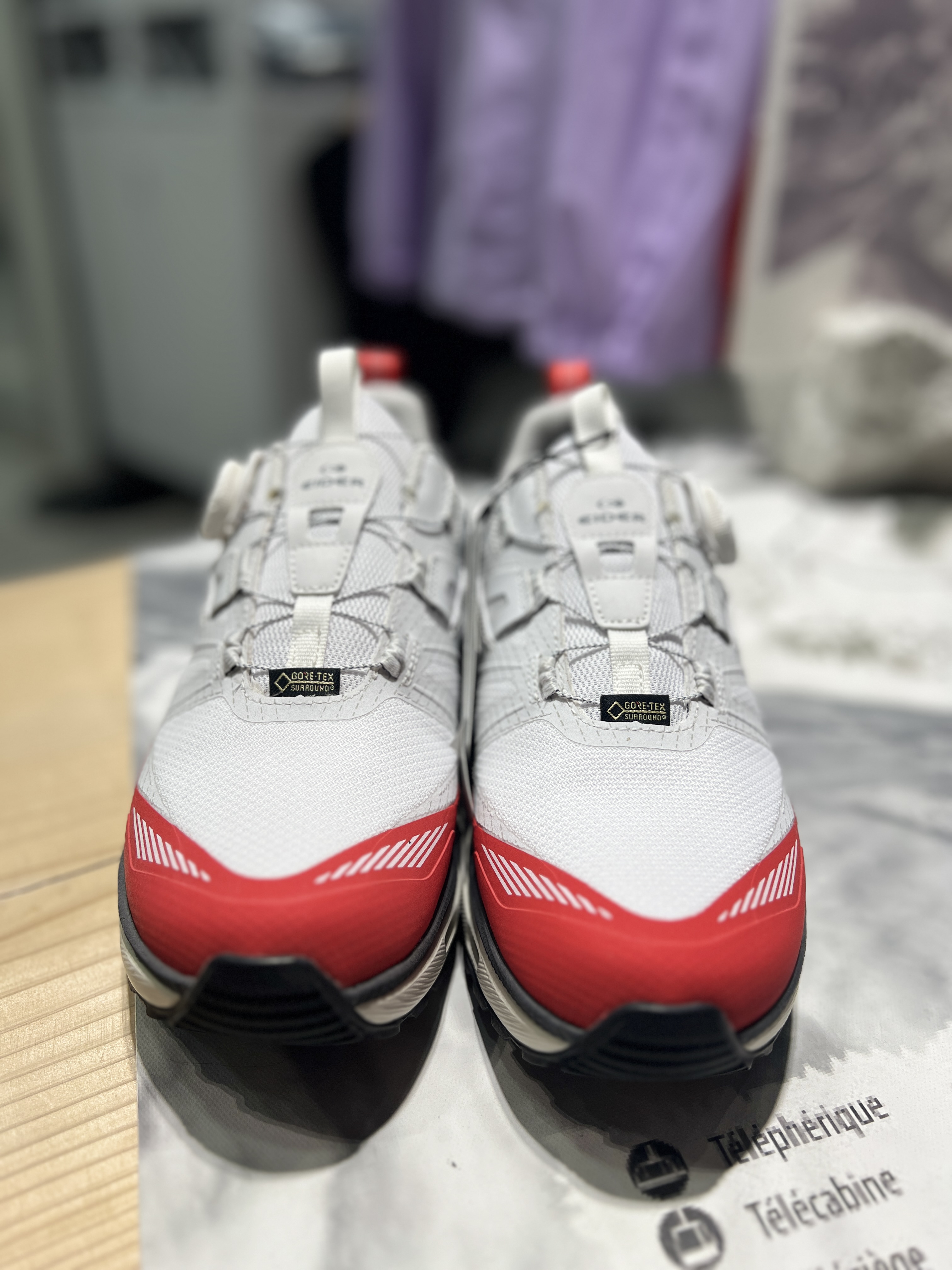 아이더 트레킹화 고어텍스 방수 등산화 퀀텀 에어로 쿠쉬 DUS24G2 - 상품 이미지