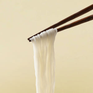[네이처빌] 우리쌀 97% 노밀가루 쌀소면 쌀칼국수 300g 3개+3개입 맛있게 먹은 솔직 후기 - 상품 이미지 2