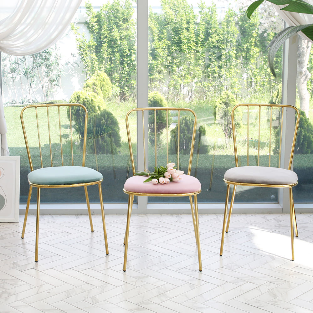 라인 인테리어 디자인 골드 벨벳 카페 식탁의자