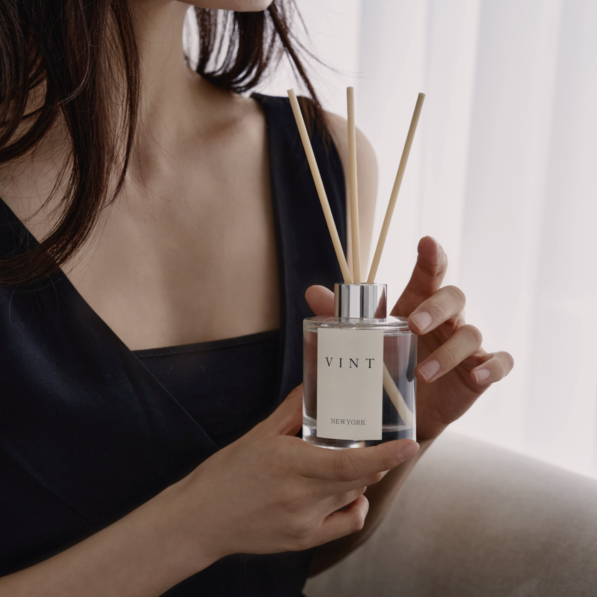 빈트 뉴욕 화이트라벨 프리미엄 차량용 방향제 고급 디퓨저 150ml (밤쉘 향)