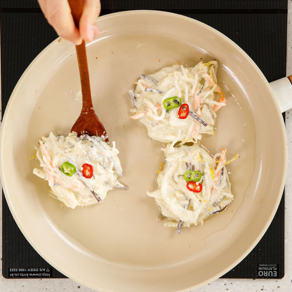 밀키트 바삭한 [ 녹두전 반죽 250g ] 빈대떡 부침개 만들기 녹두전분 - 상세 이미지 4