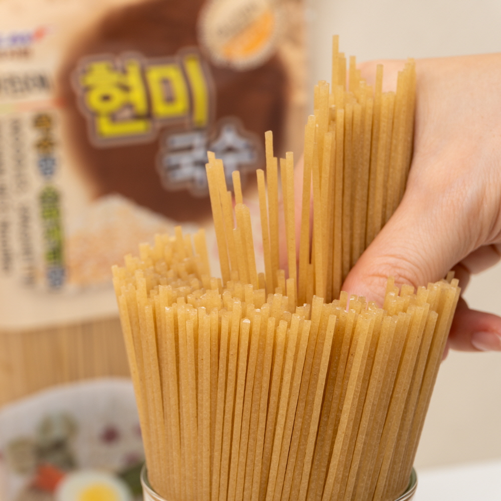 국산 현미 98% 현미국수 500g(건면)비빔 잔치 곡물면 여름국수 이미지 3