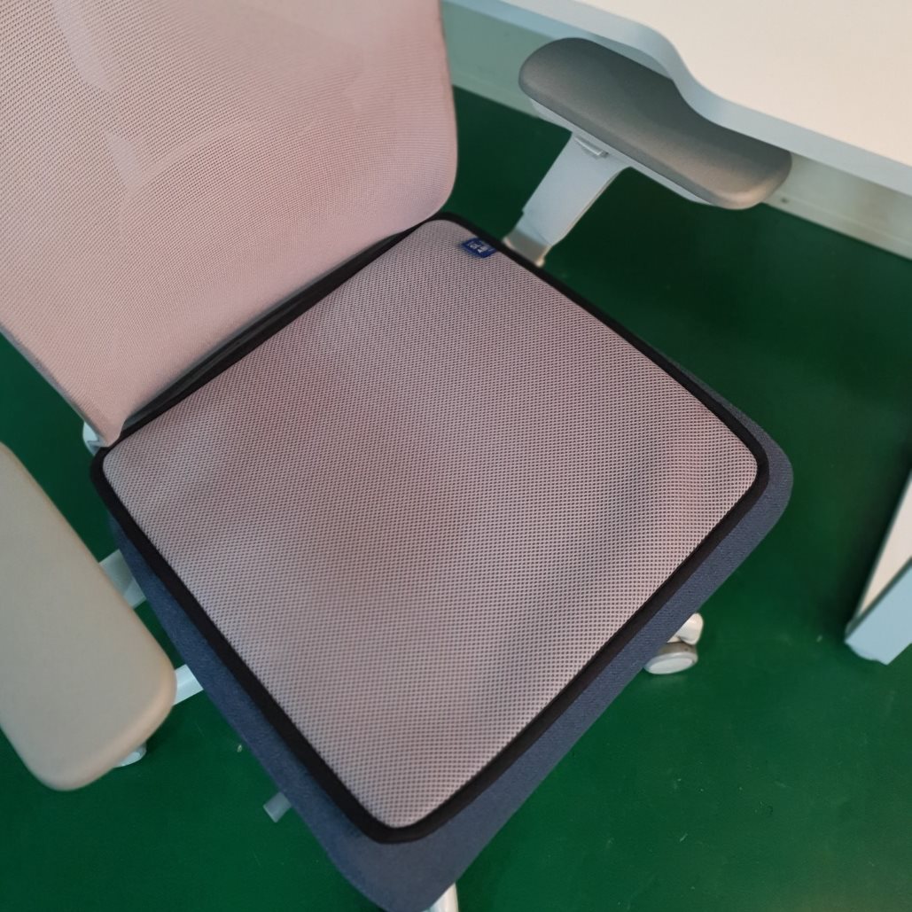 슬래빗 쿨방석 통풍 여름 실리콘 쿨링 방석 벌집 메쉬 냉감