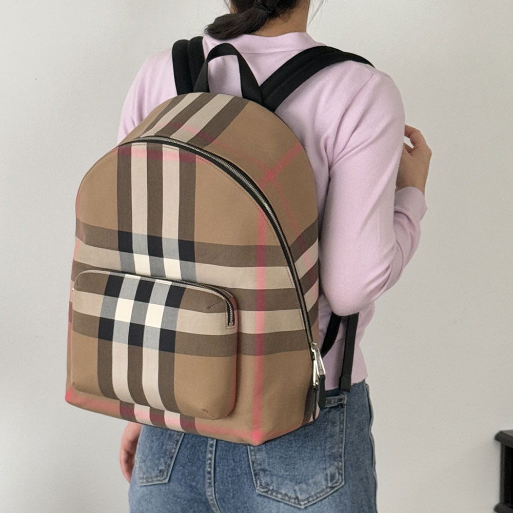 버버리 JEFF 체크 캔버스 남여공용 백팩 TAUPE BROWN 80845501 - 상세 이미지 4