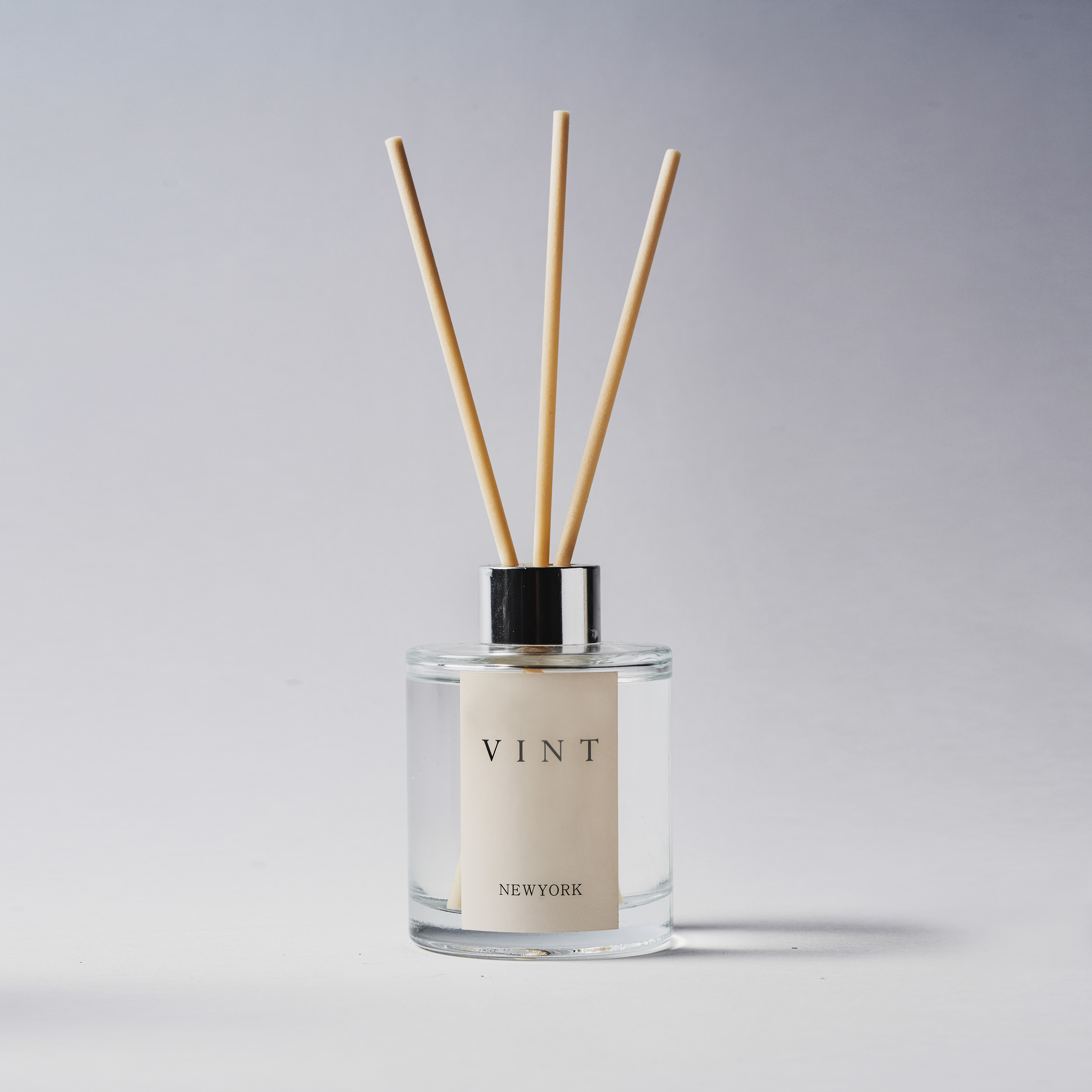 빈트 뉴욕 화이트라벨 프리미엄 차량용 방향제 고급 디퓨저 150ml (밤쉘 향) - 상세 이미지 2