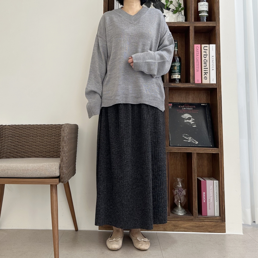 빅사이즈 브이넥 긴팔 박시 니트 티 봄 가을 그레이 브라운 오버 루즈핏 데일리 티셔츠 - 상세 이미지 4