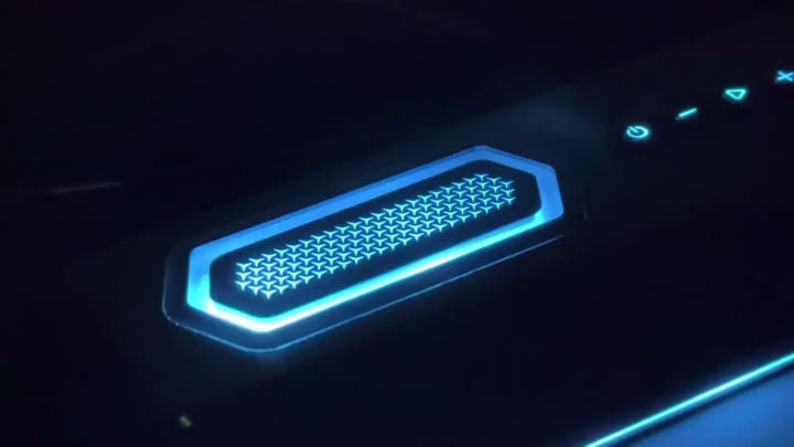 제닉스 TITAN SB9 게이밍스피커 사진