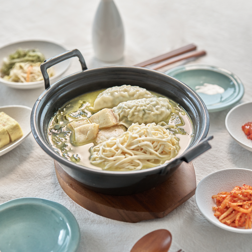 온천장 깃발집 어미역 국수전골 밀키트 900g 2인분 2개 이미지 8