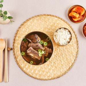 정성곳간 실온 국내산 국산 특 갈비탕 강순의 간편식 700g 8개 맛있게 먹은 솔직 후기 - 상품 이미지 2