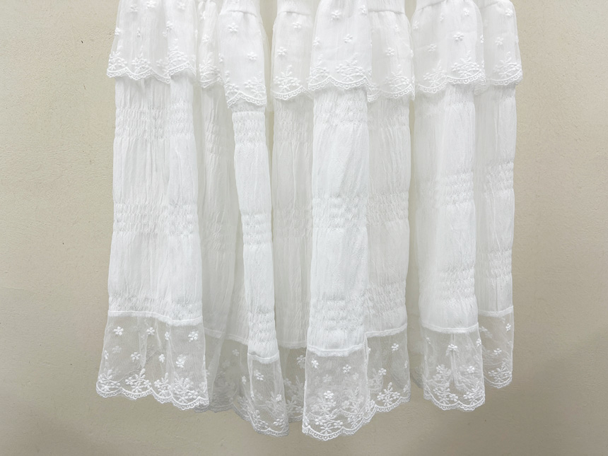 에펠 플라워자수 시스루 펀칭 캉캉 A라인 롱 밴딩 하이웨스트 봄 스커트 (속치마) (2color) 상세 이미지 51
