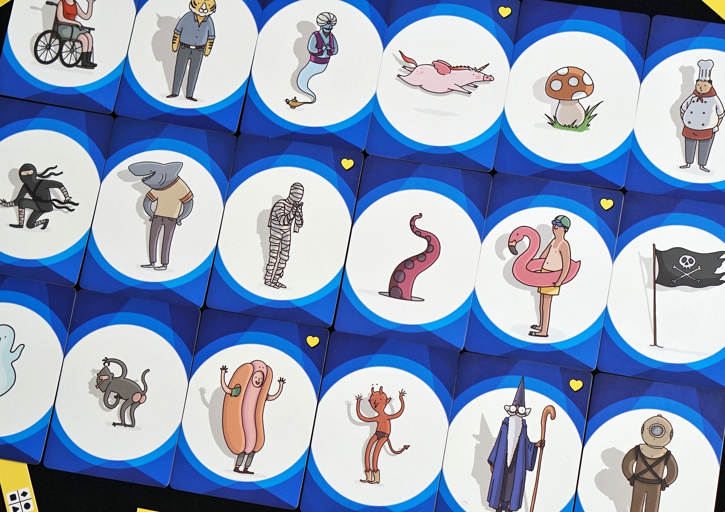 스포트라이트 보드게임 어린이 관찰력 숨은그림찾기 협동