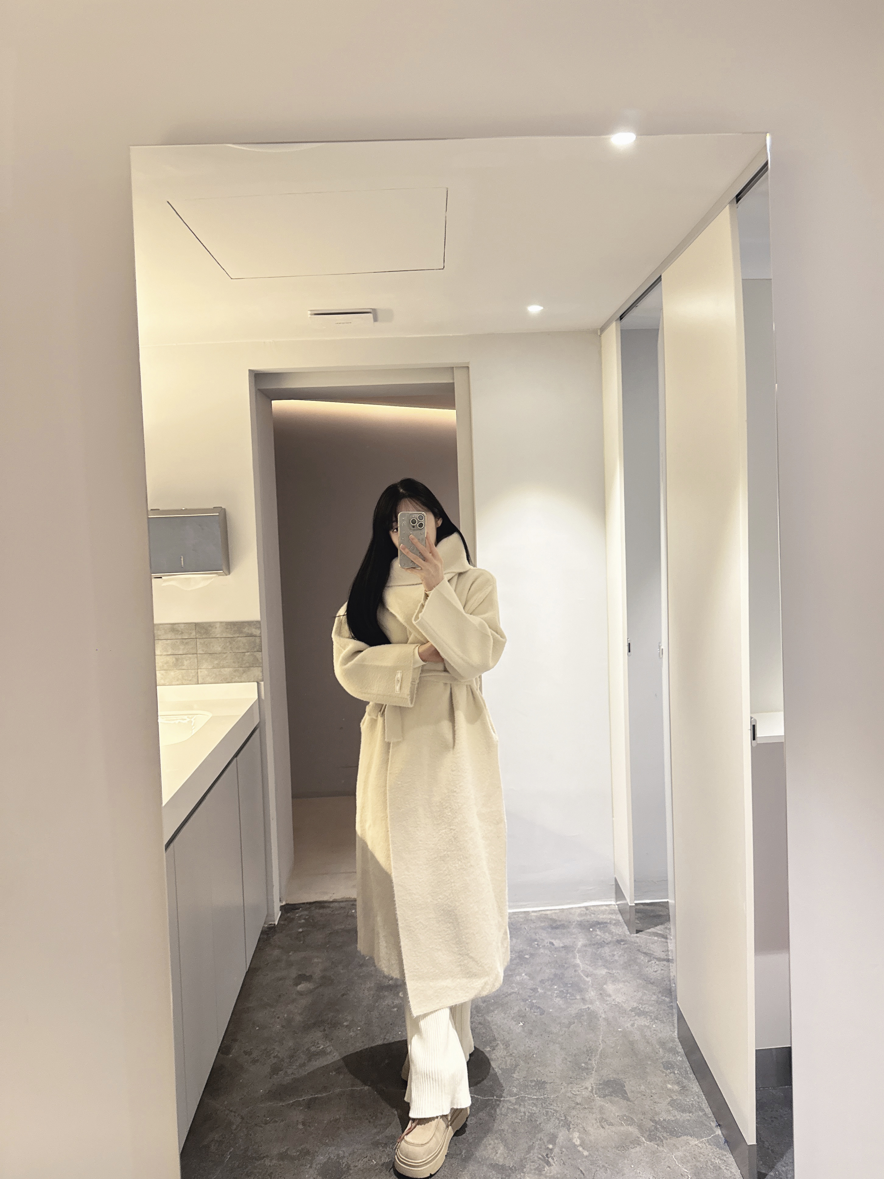 [🤍☁밍크원단/꾸안꾸룩☁] 패치 숄카라 머플러 투웨이 롱 코트 가디건 (수입) 상세 이미지 9