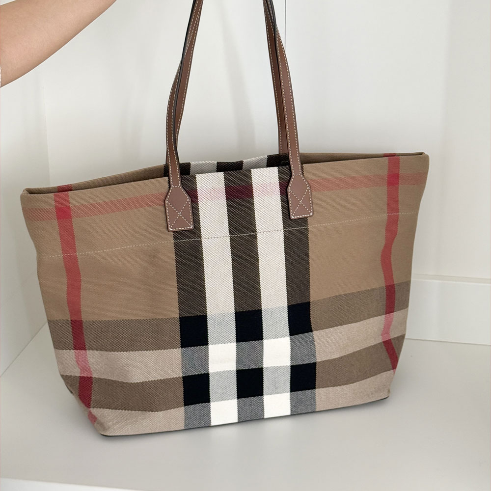 버버리 쇼퍼백 런던체크 미디엄 토트백 TAUPE BROWN 80840471