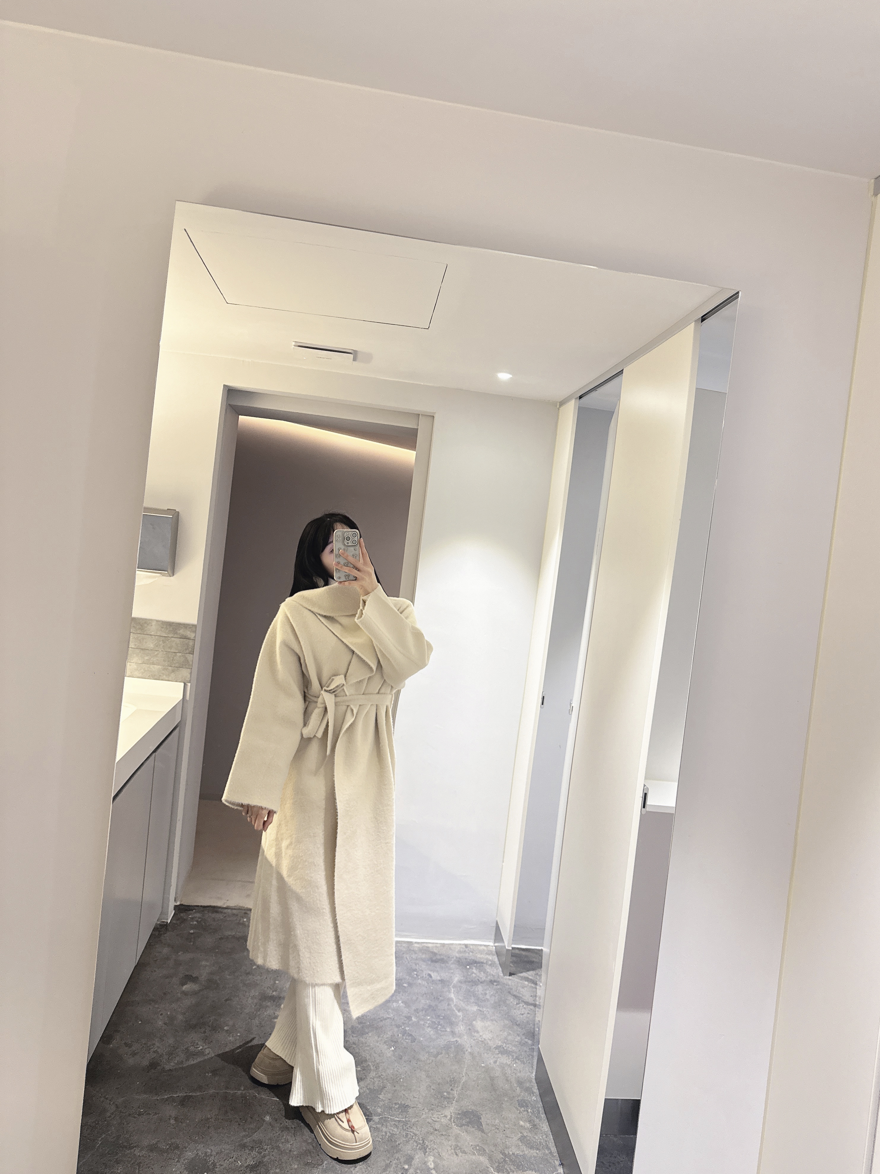 [🤍☁밍크원단/꾸안꾸룩☁] 패치 숄카라 머플러 투웨이 롱 코트 가디건 (수입) 상세 이미지 4