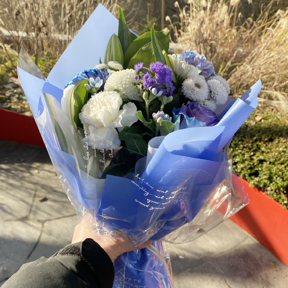 졸업 생일 남자 꽃다발 선물 파란색꽃 파랑 한다발 꽃배달 싼곳 - 메인 이미지