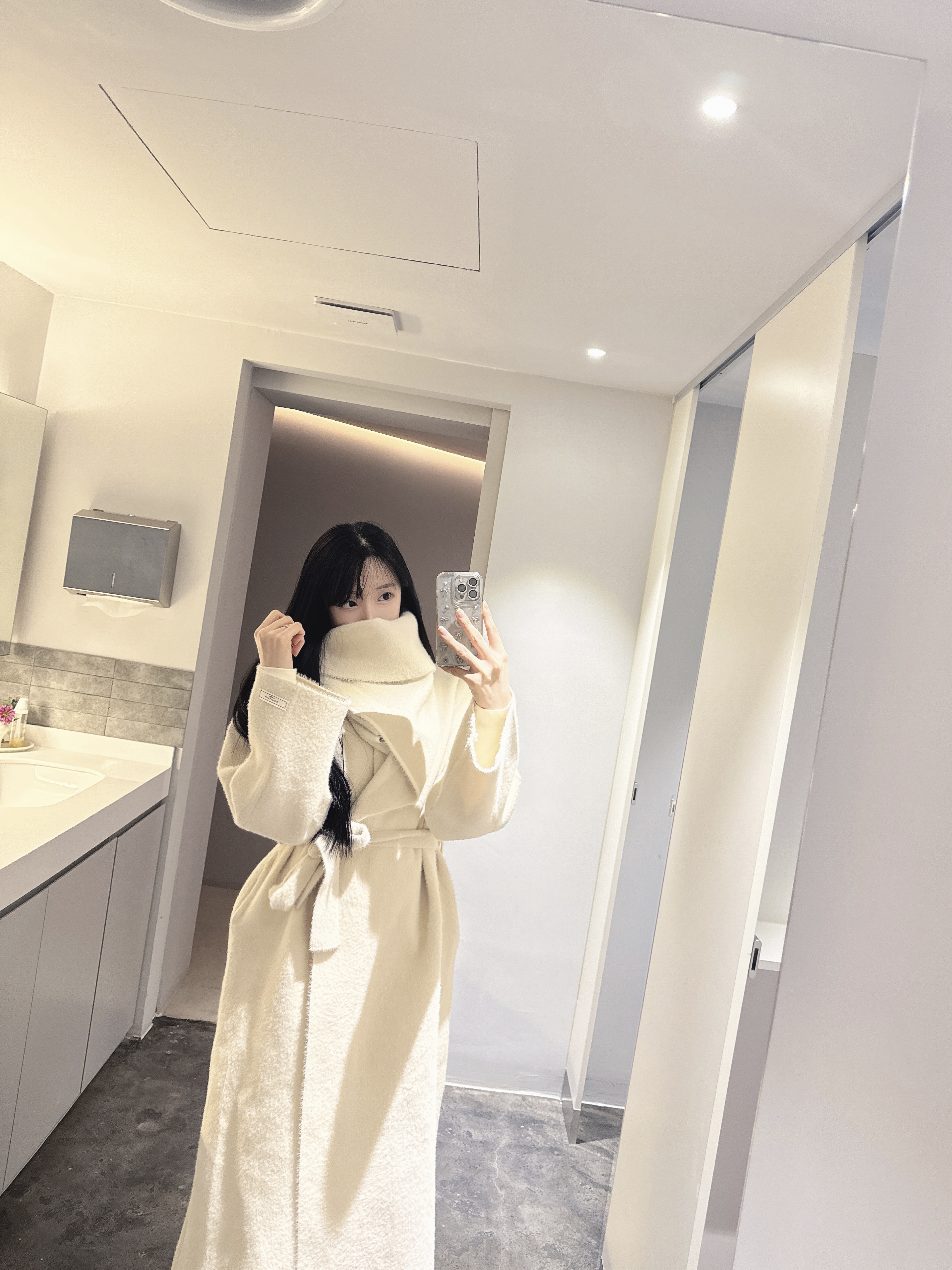 [🤍☁밍크원단/꾸안꾸룩☁] 패치 숄카라 머플러 투웨이 롱 코트 가디건 (수입) 상세 이미지 8