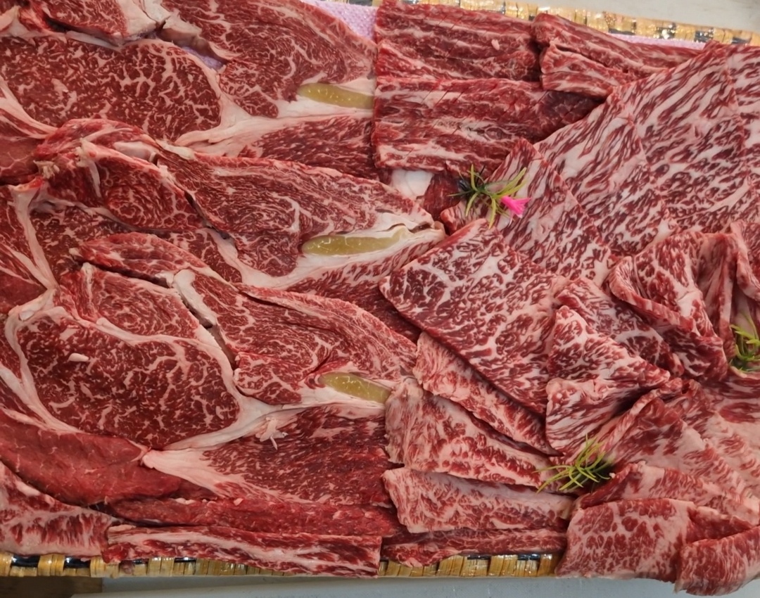 1등급 한우 암소 선물세트 1.2kg 꽃등심 살치살 갈비살 명절 선물 이미지 8