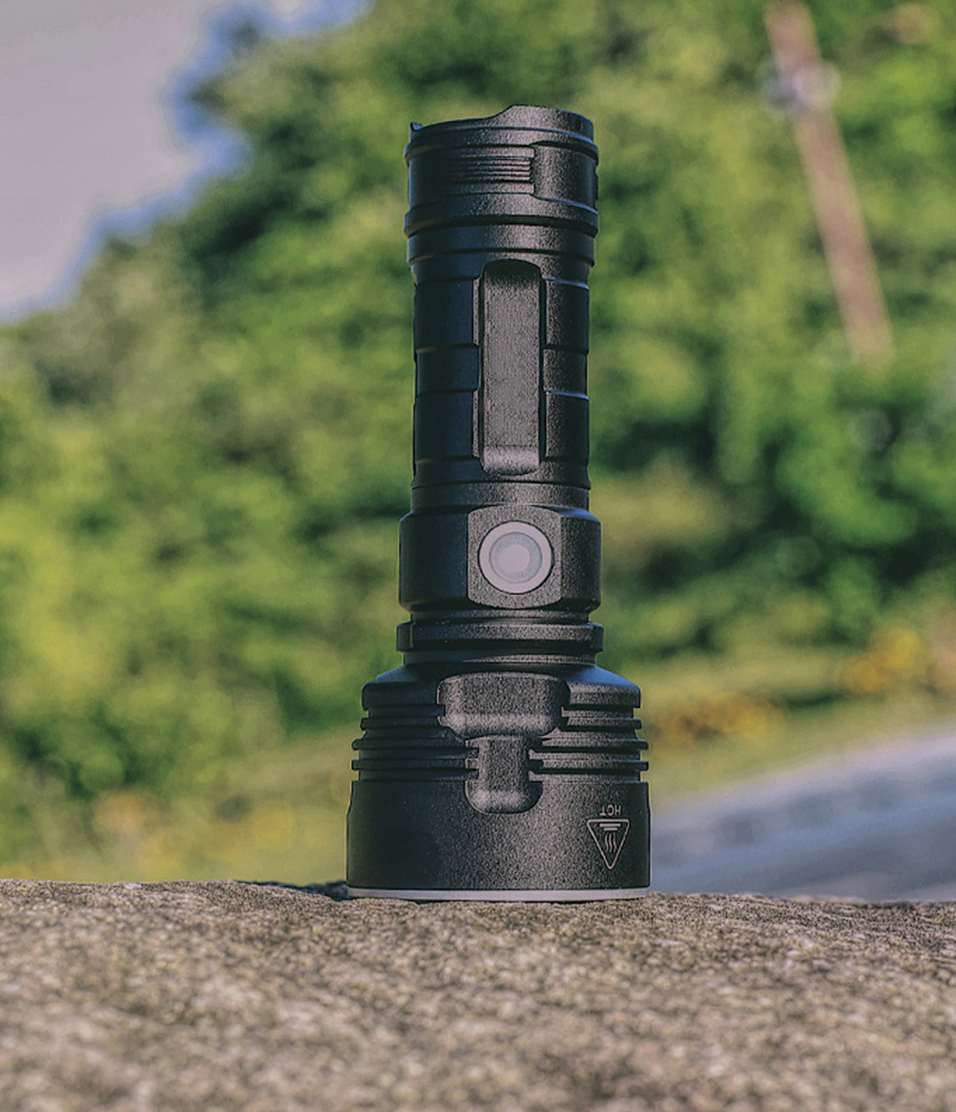 P70 LED 후레쉬 집중광 충전식 휴대용 손전등 사냥 등산 전술 써치라이트 랜턴 풀세트