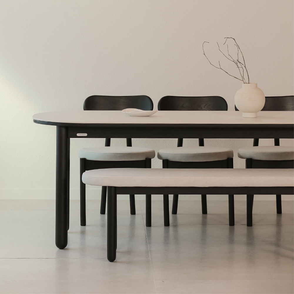 라미에스 유니 블랙 애쉬 원목 포세린 세라믹 라운드 식탁세트 4인용 1400 의자2 벤치1