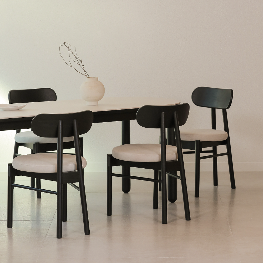 라미에스 유니 블랙 애쉬 원목 포세린 세라믹 라운드 식탁세트 4인용 1400 의자2 벤치1