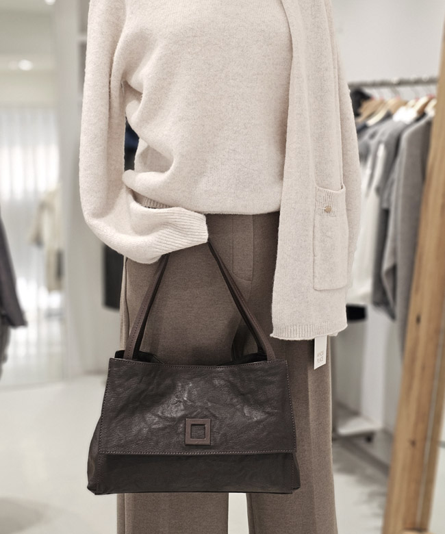 후즈백 LEATHER 에스카 숄더백 [3COLOR] - 상세 이미지 4