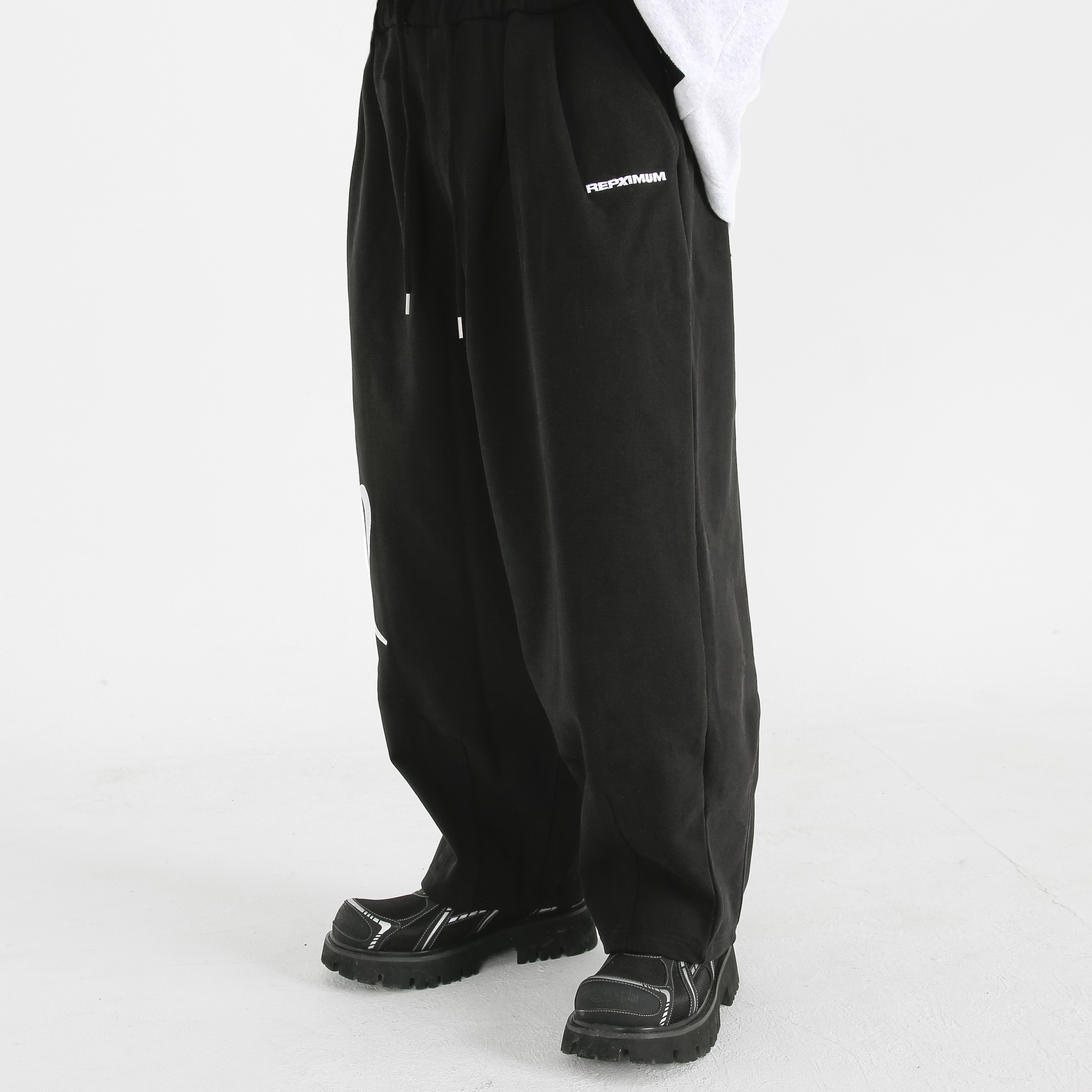 렙시멈 짐웨어, 니들포인트 스웻 벌룬팬츠 (2Colors) - 상세 이미지 5