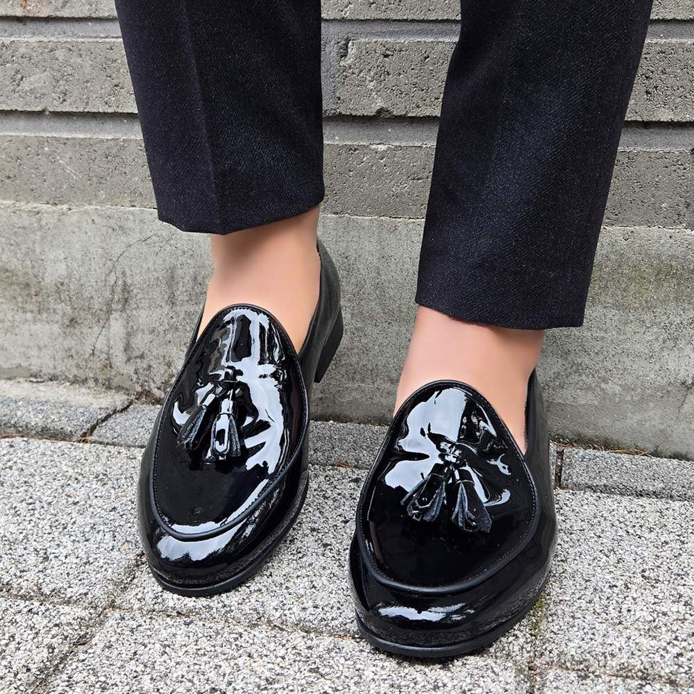 하이글로시 에나멜 태슬로퍼 수제화 구두