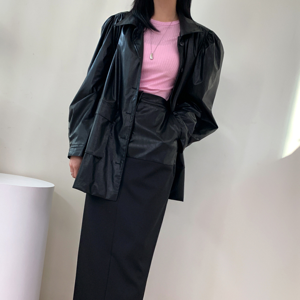 리아나 어깨 셔링 퍼프 레더 자켓 - 상세 이미지 4