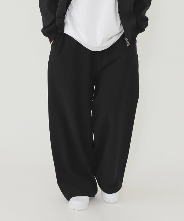 블랙 팬츠 이미지 1