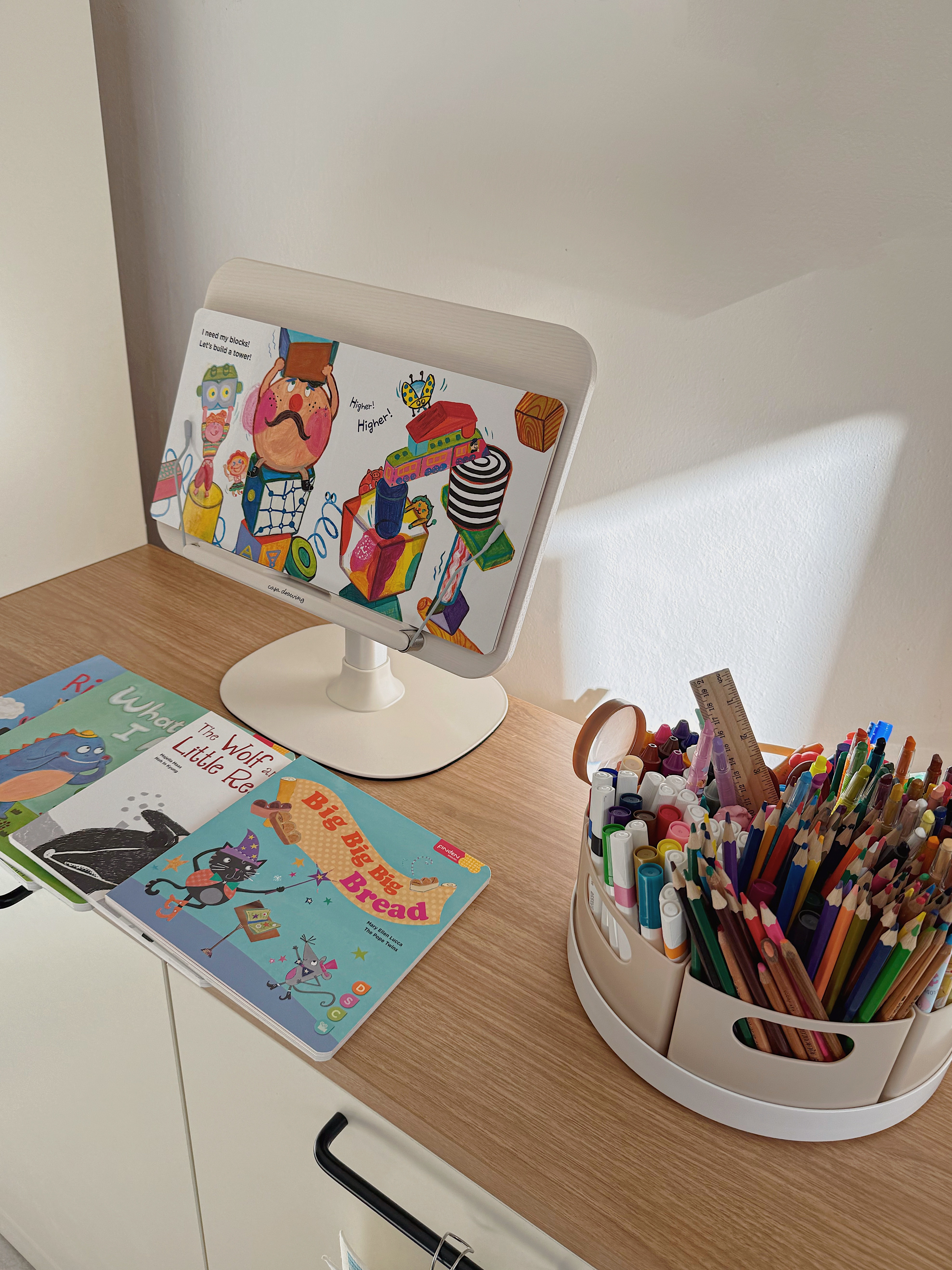 까사드로잉 유아 어린이 독서대 태블릿 책 거치대 북스탠드