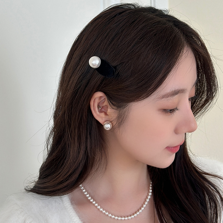 타원형 진주알 포인트 페미닌 고급 벨벳 블랙 세련 집게 헤어핀 세트 [블랙] N956 - 상세 이미지 2
