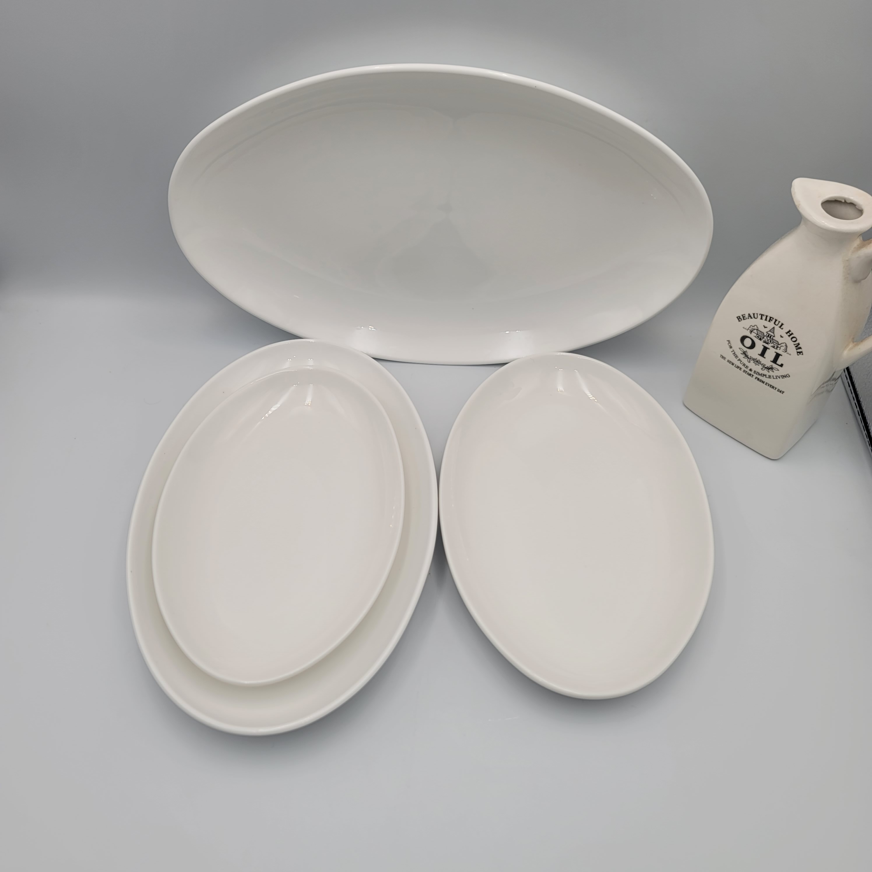 심플 타원접시 파스타 만두 카페 영업용 떡볶이 카레 제육 오발 접시 그릇 국내산 도자기 : 리빙뱅크
