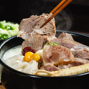 금왕설렁탕 특설렁탕 김치 깍두기 포함 (700g이상 2인분이상) 간편식 ... 맛있게 먹은 솔직 후기 - 상품 이미지 3
