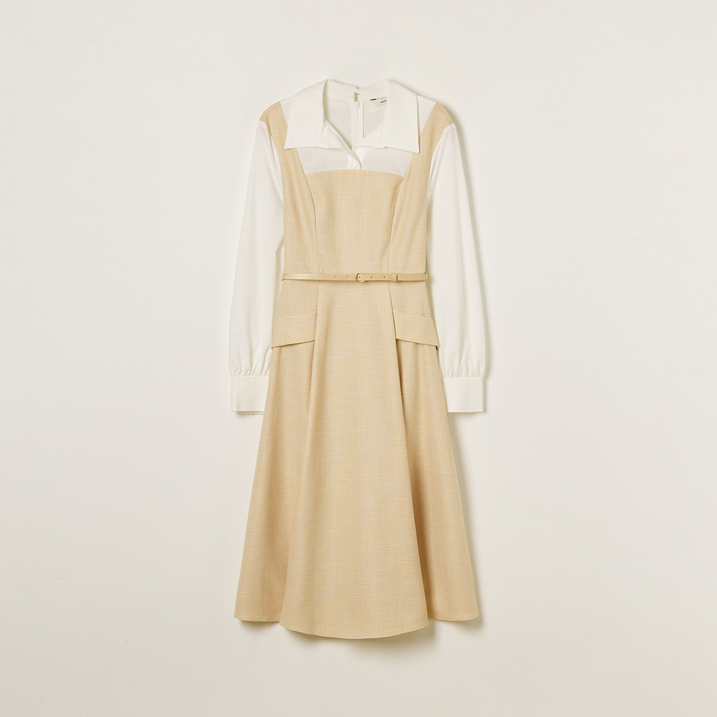 로엠 뷔스티에 매칭 롱 원피스 RMOWF23S13