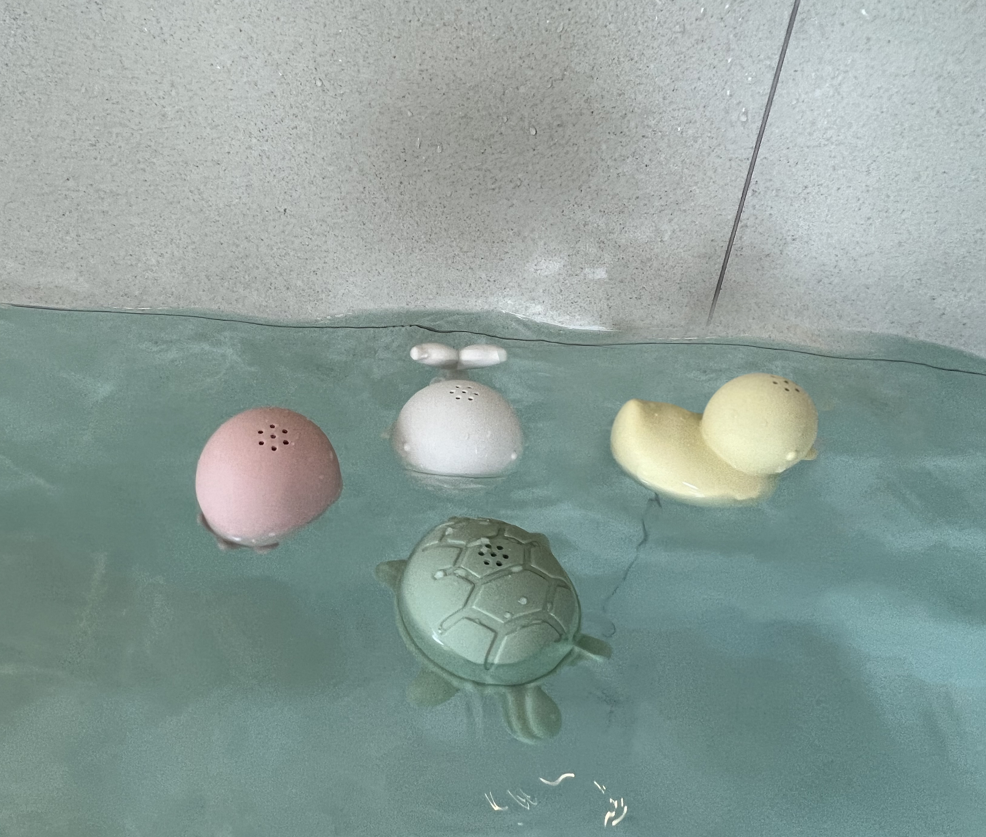 하이하트 분리세척 실리콘 아기 목욕놀이 장난감 4종 세트