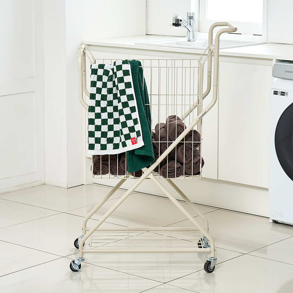 [단독] 홈앤미 튼튼한 이동식 1단 세탁 빨래바구니 런드리 트롤리