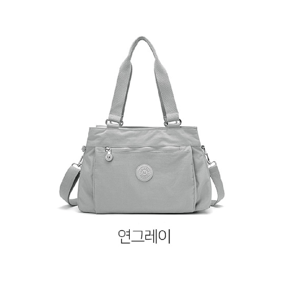 가벼운 미디엄 중형 숄더 크로스백 캐주얼 경량 천 엄마 나들이 외출 방수 크로스가방 - 상세 이미지 2