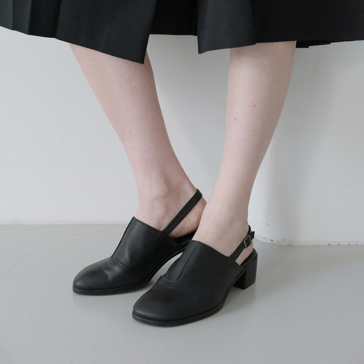 [GISSE 지쎄] 천연가죽 여성수제화 도나 슬링백 GIS-46209