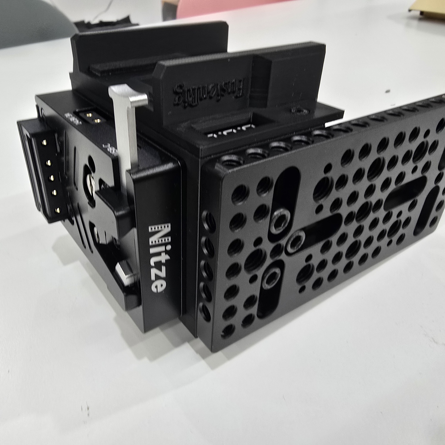 Fusionrig Canon R5C 카메라 케이지 씨네백 퓨전리그 캐논 이미지 6