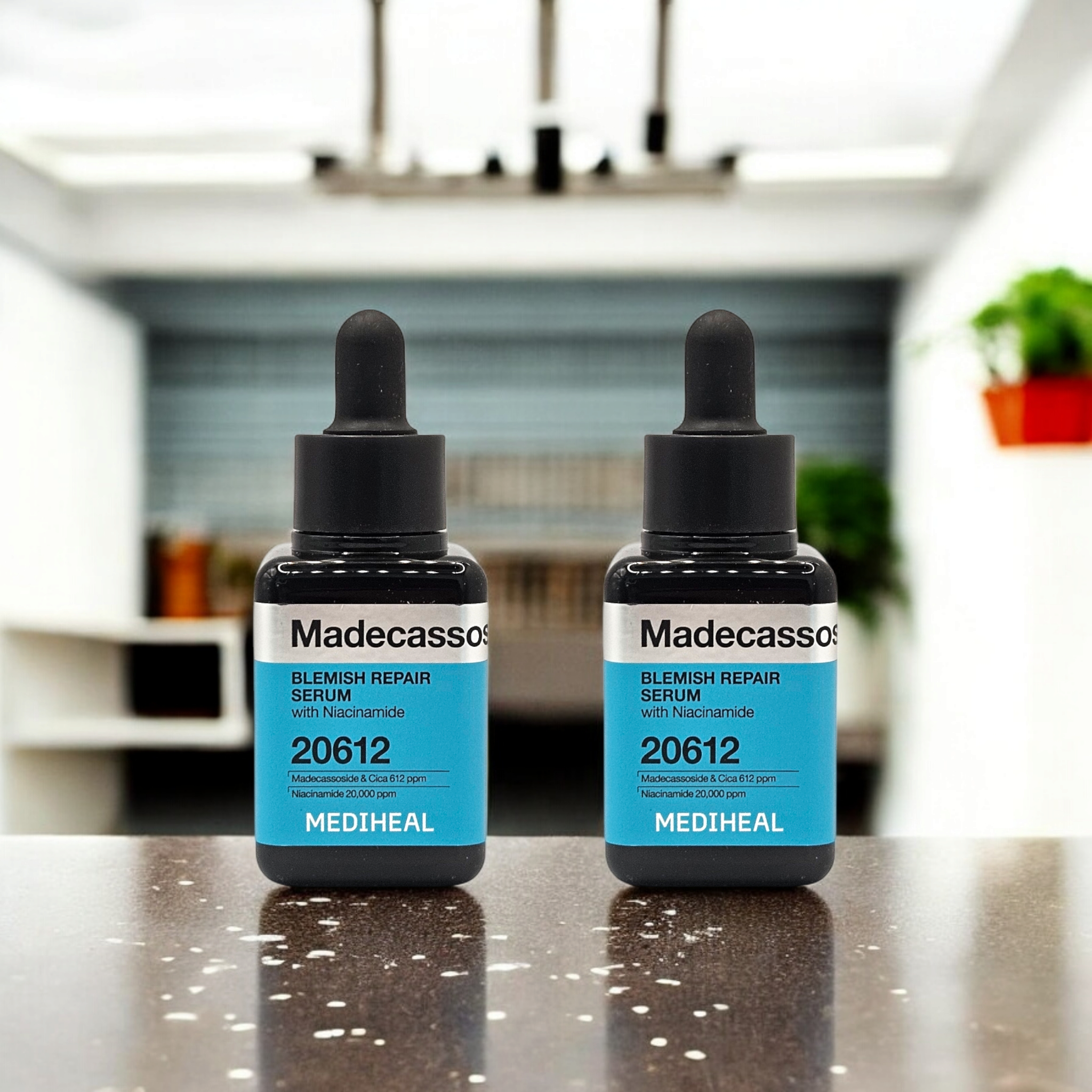 1+1 메디힐 마데카소사이드 흔적 리페어 세럼 40ml+40ml 제품 이미지