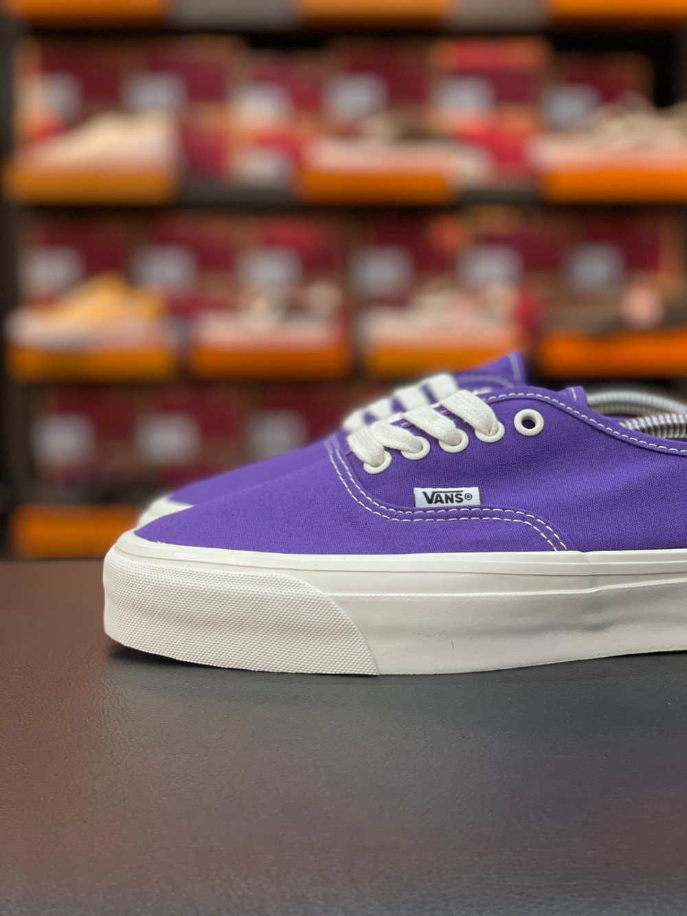 (남여공용) MTE 어센틱 리이슈 44 (MTE Authentic Reissue 44)(Royal purple)(VN000CW2E40) : 신세계 파주 반스