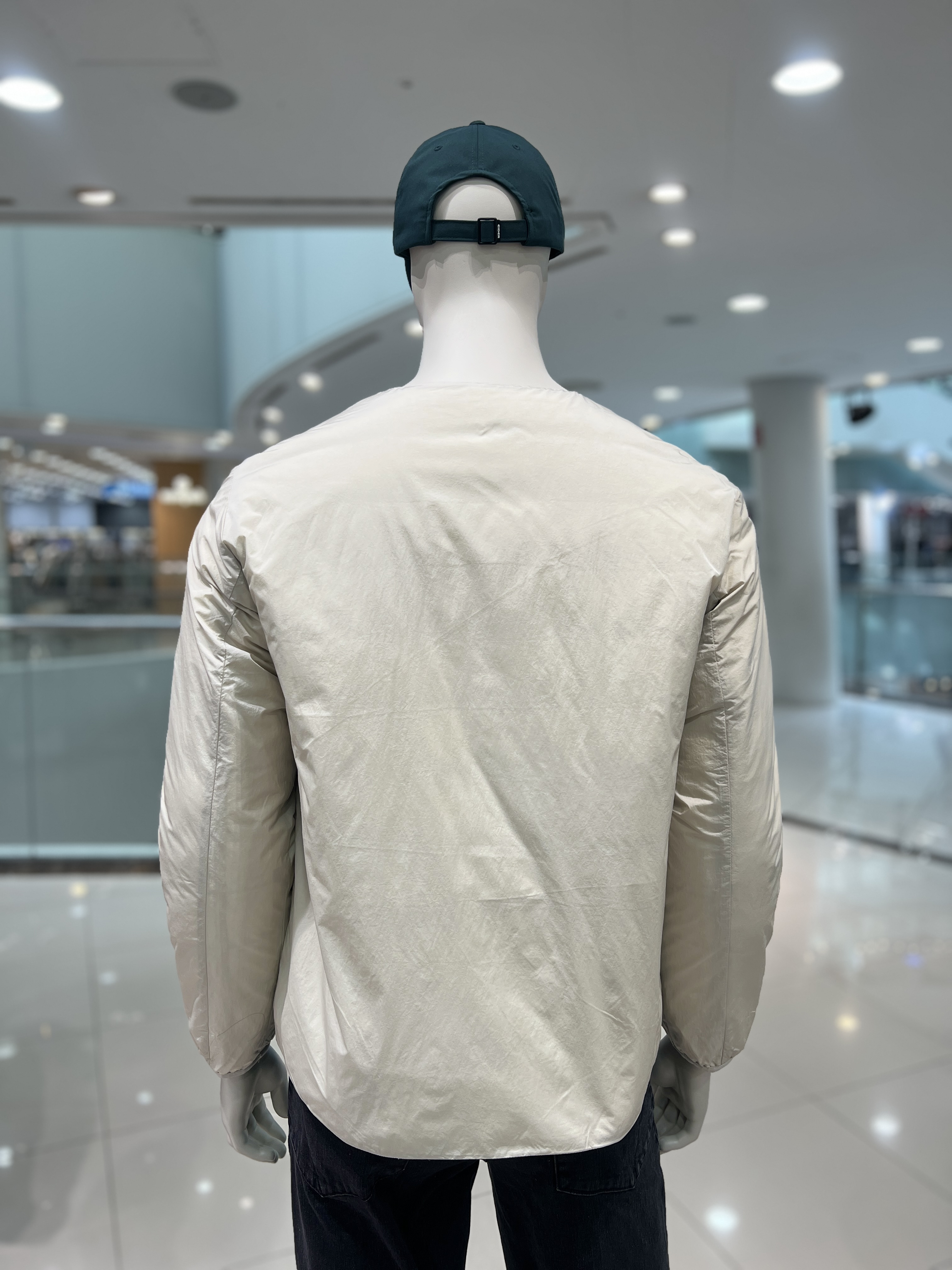 아이더 경량 패딩 남성 라운드 슬림 다운 패딩 자켓 - 상세 이미지 3