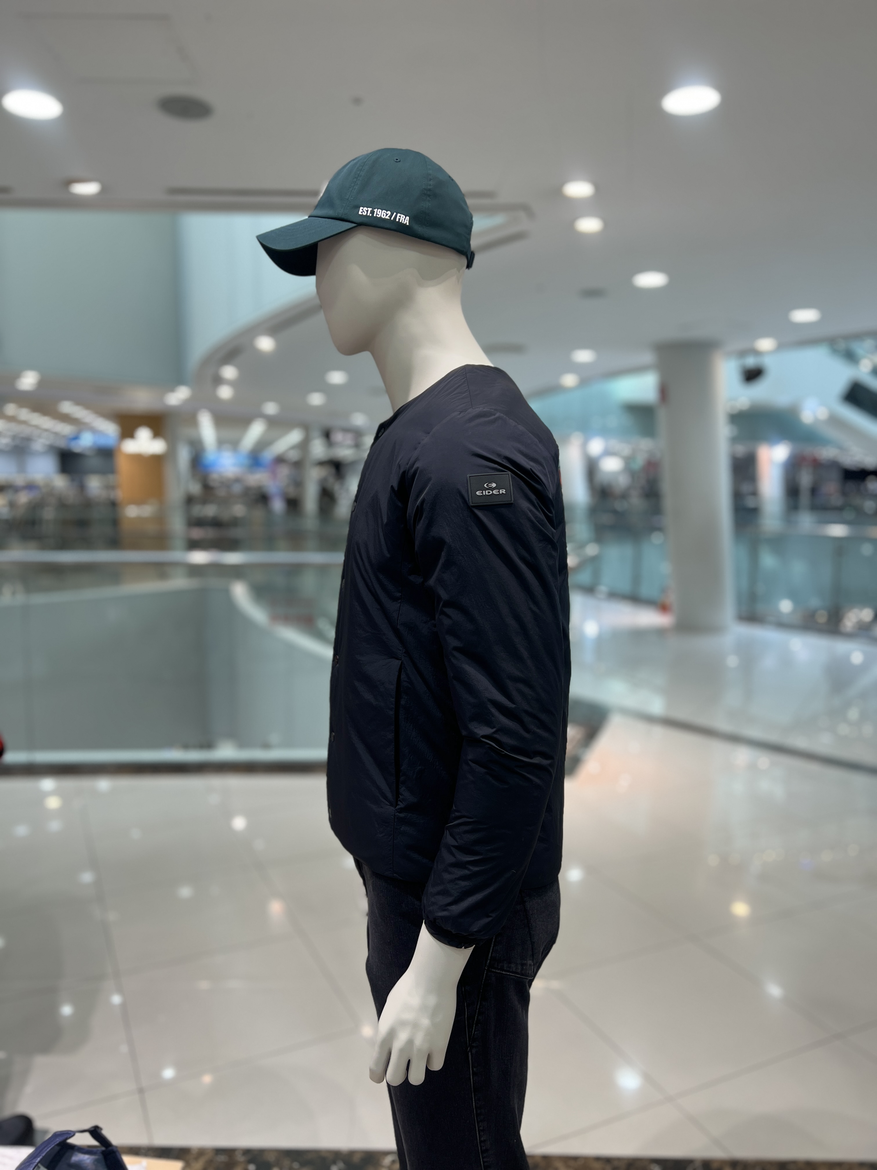 아이더 경량 패딩 남성 라운드 슬림 다운 패딩 자켓 이미지 8