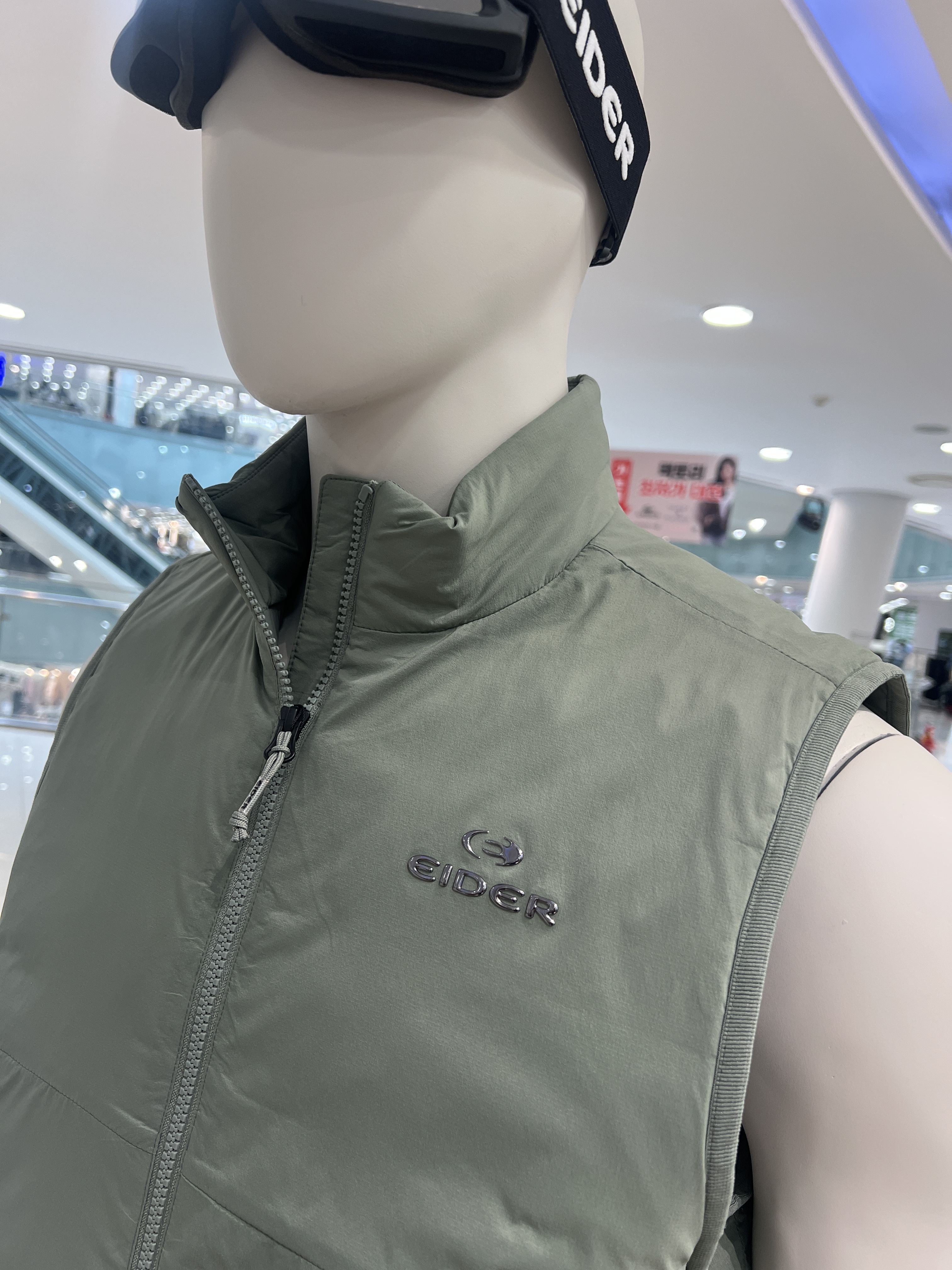 아이더 남성 등산 조끼 이든 남성 경량 패딩 베스트 - 상세 이미지 2