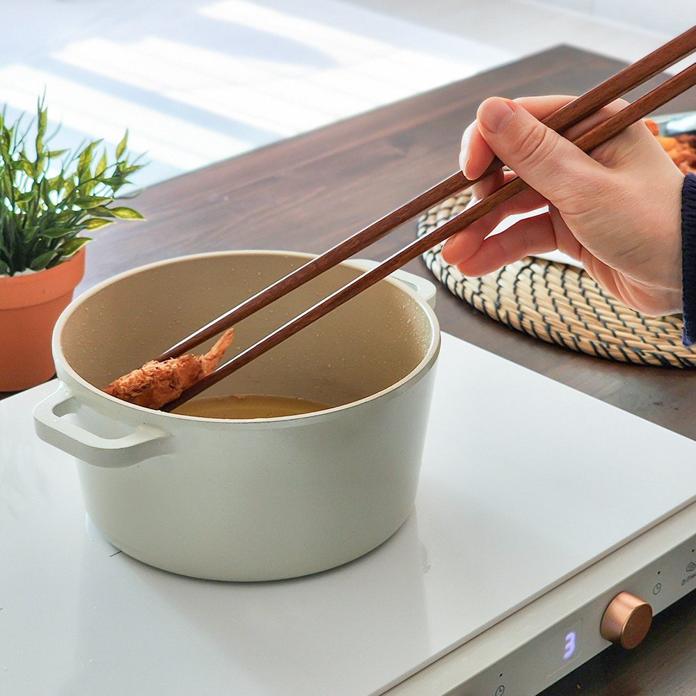 이디프 튀김젓가락 옻칠 나무 요리 젓가락 27cm