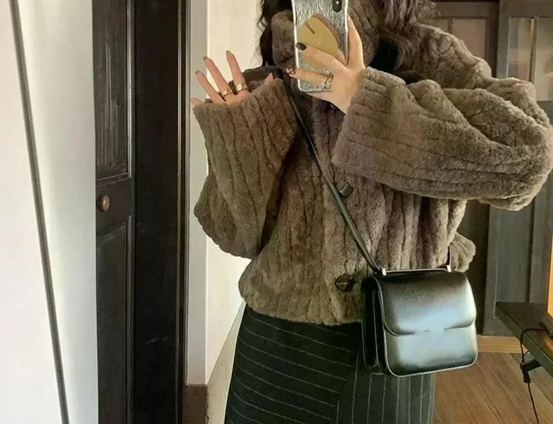 여친룩 데이트룩 여성 따뜻한 램스울 코트 패딩 코튼 겉옷 스탠드 칼라 크롭 재킷 여성 한국 패션 겨울 Coffee S - 상세 이미지 4
