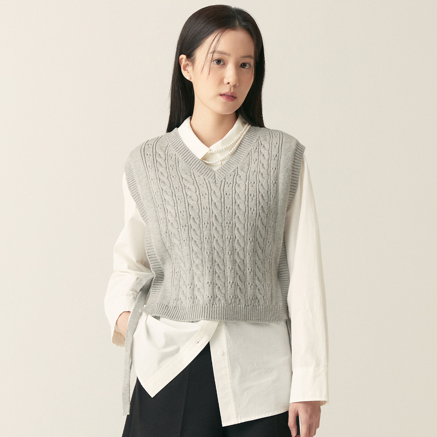 로엠 리본 니트 베스트 RMVKF12R21