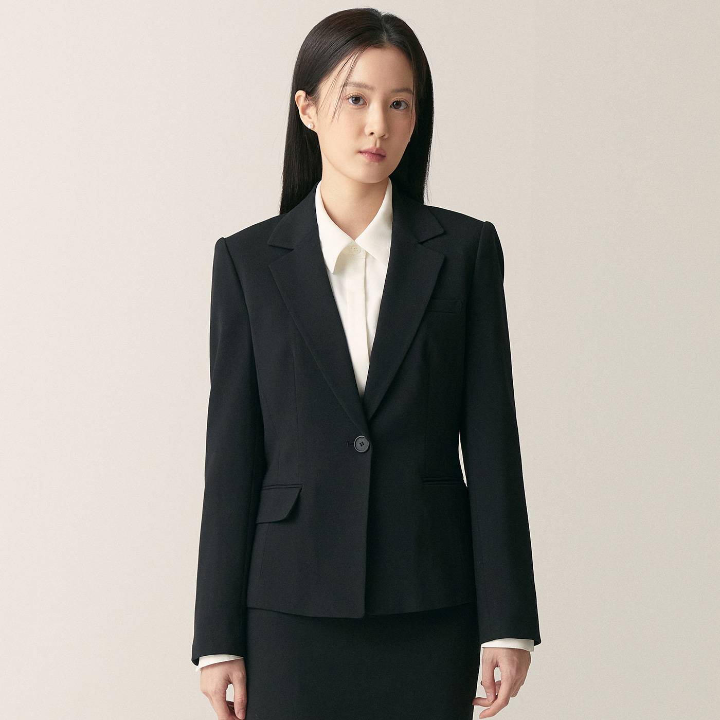 로엠 베이직 셋업 자켓(스커트 셋업) RMJKF11R01 - 메인 이미지