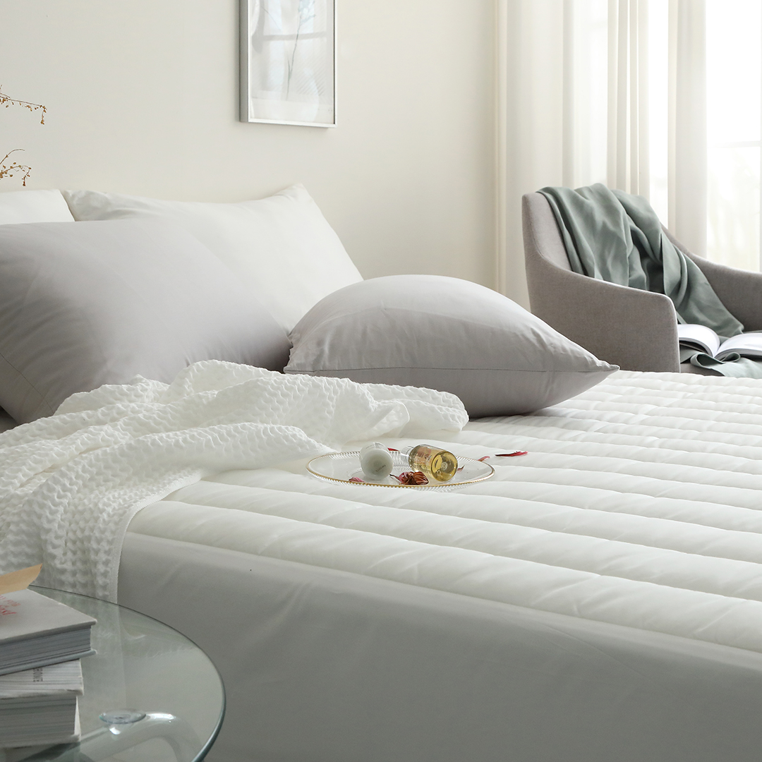 순면 화이트 누빔 두꺼운 침대 매트리스 커버 이스턴킹